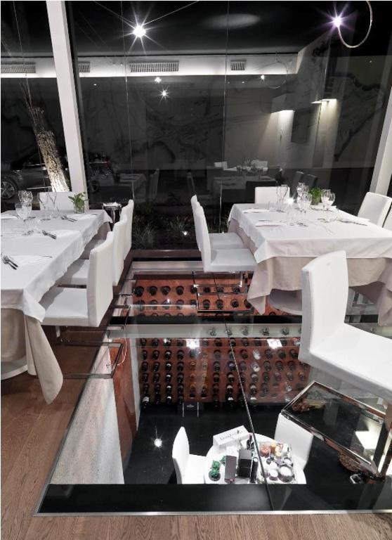 Locanda Ristorante 7 Mari Porto Viro Exterior foto